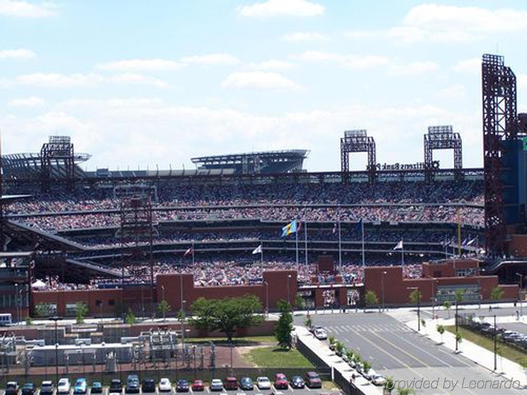 Holiday Inn Philadelphia-Stadium Exterior photo